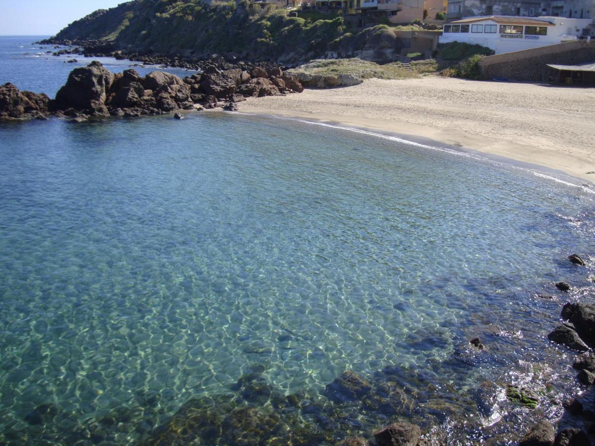 Grazioso Attico Vicino Alla Spiaggia E Al Centro Castelsardo Bagian luar foto